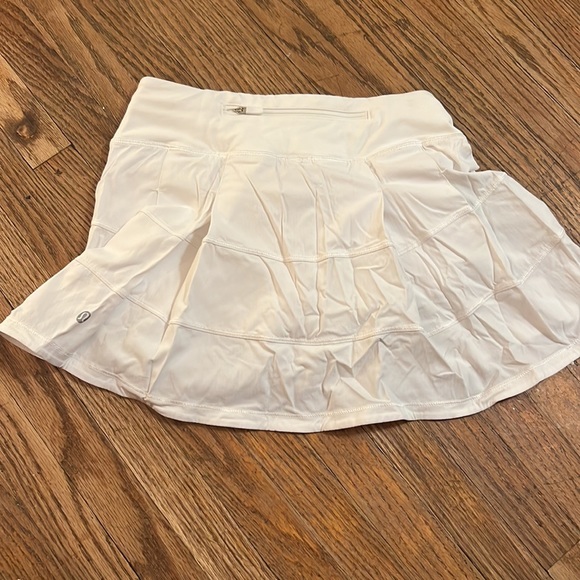 Pace rival mid-rise skirt - Picture 2 of 4